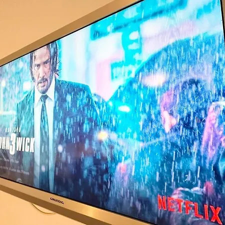 Apartmán Stylisches Mit Balkon Und Privatem Stellplatz Fuer Bis Zu 4 Personen Nur Wenige Minuten Von Der Innenstadt & Mosel Entfernt Koblenc