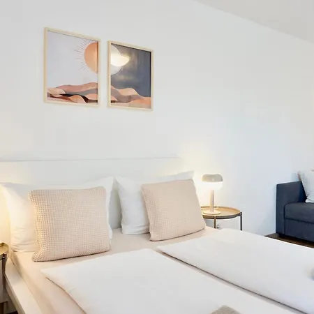 Stylisches Mit Balkon Und Privatem Stellplatz Für Bis Zu 4 Personen Nur Wenige Minuten Von Der Innenstadt&mosel Entfernt Coblenza